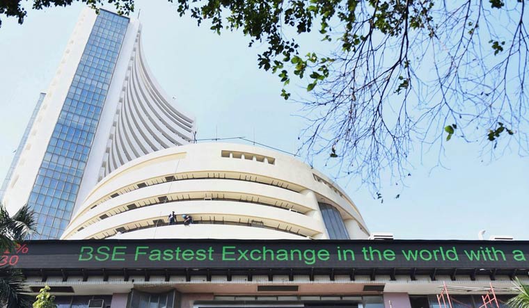 The Sensex falls 143 points because to continued foreign money outflows and negative global trends.